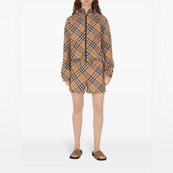 Burberry Women's Dive Slides Size 40 - Picture 9 of 9